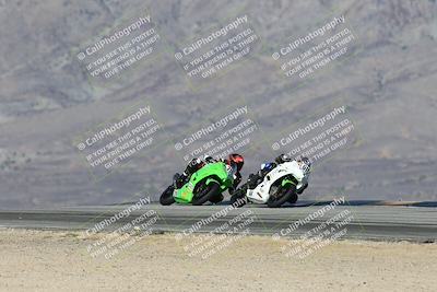 media/Dec-07-2025-CVMA (Sun) [[3e7d2de5dc]]/Race 9-Formula UL Shootout/